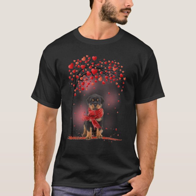 Cute Rottweiler Couple Valentine Love Tree  Dogs H T-Shirt (Front)