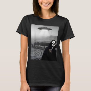 Cute scary face horror ghost selfie with alien ufo T-Shirt