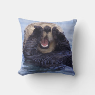 Cute Sea Otter   Alaska, USA Cushion
