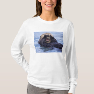 Cute Sea Otter   Alaska, USA T-Shirt