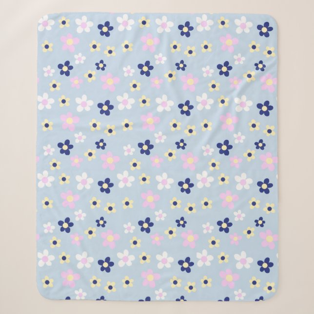 Cute Simple Flower Pattern Sherpa Blanket (Front)