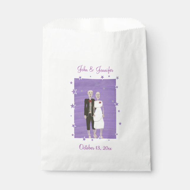 Cute Skeleton Couple, Halloween Wedding Favour Bag (Front)