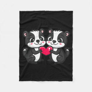 Cute Skunk In Love Couple Heart _ Valentines Day  Fleece Blanket