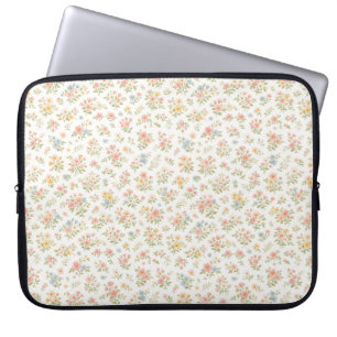 Cute Small Ditsy Floral Seamless Pattern Laptop Sleeve