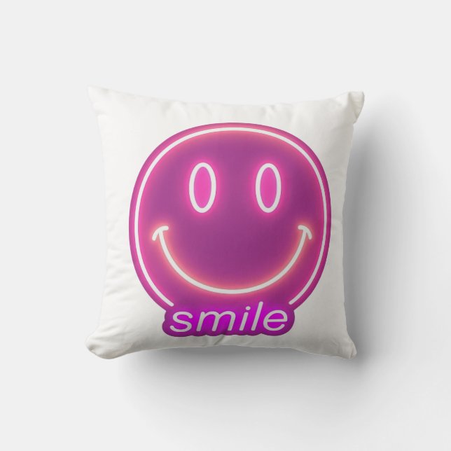 Cute Smiling Face Pillow – Cheerful Home Decor” (Front)