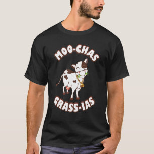 Cute Smiling Spanish Cow Eating Grass Moo Chas Gra T-Shirt