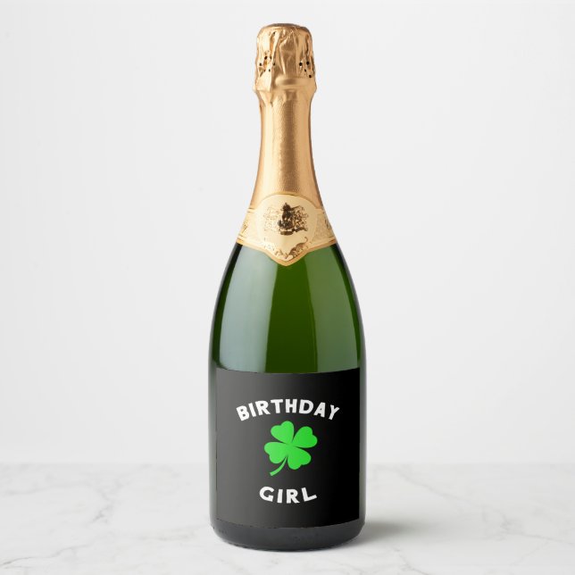 Cute St Patricks Day Birthday For Girls Sparkling Wine Label (Front)