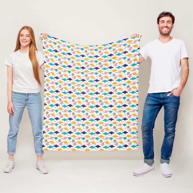 Cute sting ray and manta ray fish pattern fleece blanket (In Situ)
