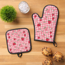 Cute Strawberry Gingham Patterned
