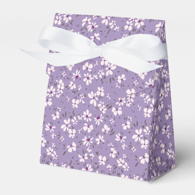 cute tiny white purple flower with blue background favour box (Front Side)