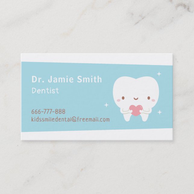 Cute Tooth with Heart Dentist Business Cards (Front)