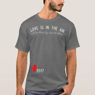 Cute Valentine's Day Pregnancy Announcement 2017 T-Shirt