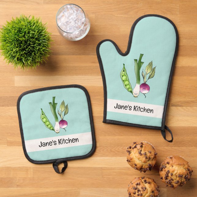 cute veggies (name) oven mitt & pot holder set (Top Down)