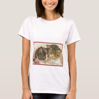Cute Vintage Christmas Cats T-Shirt