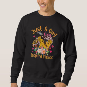 Cute Watercolor Lizard Just A Girl Who Loves Leopa Sweatshirt