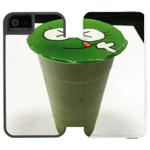 Cute Winking Green Frog Matcha Boba Milk Tea Cup Incipio Watson™ iPhone 5 Wallet Case