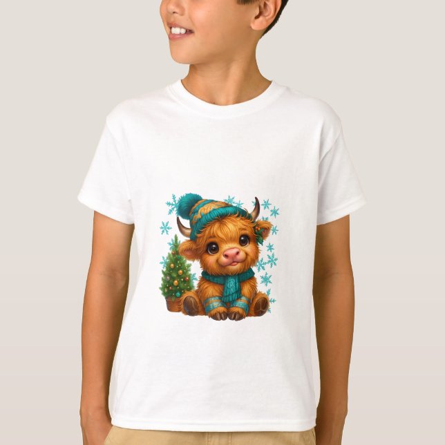 Cute Winter Highland Cow Christmas Art – Cozy Baby T-Shirt (Front)