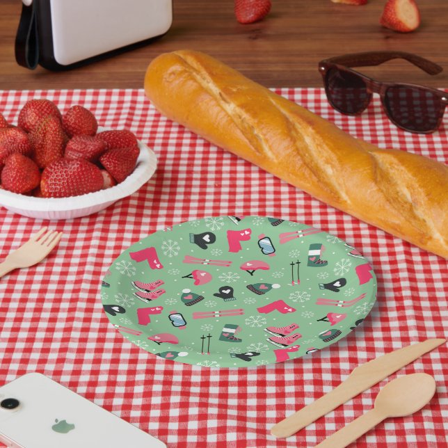 Cute Winter Holiday Sports Pattern  Paper Plate (Picnic)