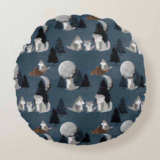 Cute Wolf Pack Woodland Night Kids Bedroom Round Cushion (Front)