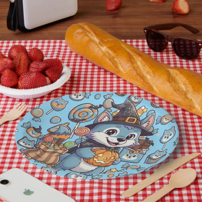 Cute Wolf with Spooky Candy For Halloween Paper Plate (Picnic)