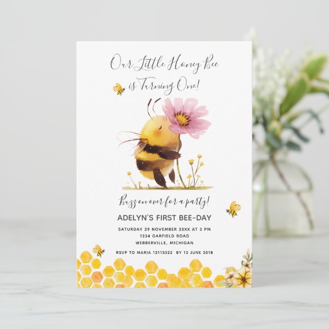 Cute Yellow Bee Daisy is Turning One Birthday  Invitation (Standing Front)
