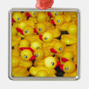 Cute yellow rubber duckies metal tree decoration