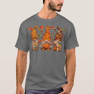 Cutes Gnomes With Pumpkins Maple Fall Autumn Colle T-Shirt
