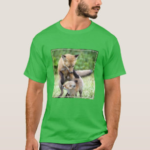 Cutest Baby Animals Adorable Fox Kit & Mama T-Shirt