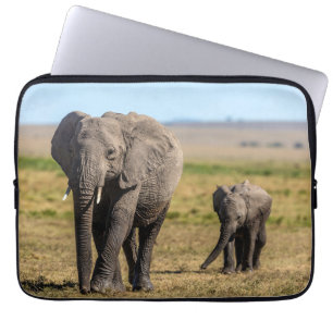 Cutest Baby Animals Elephant Mother & Baby Laptop Sleeve