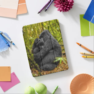 Cutest Baby Animals   Gorilla & Baby iPad Air Cover