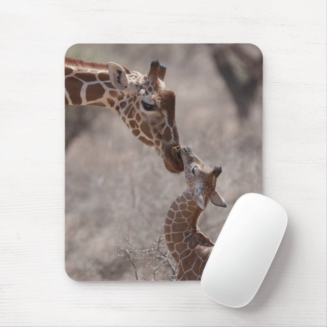 Cutest Baby Animals | Mother and Baby Giraffe Mouse Mat (With Mouse)