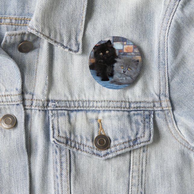 Cutest Baby Animals | Persian Kittens on Blanket 6 Cm Round Badge (In Situ)