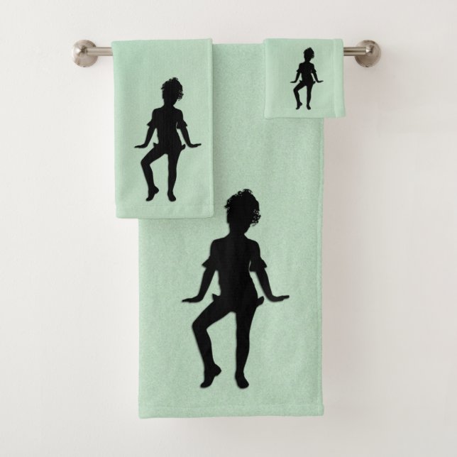 Cutest Little Dancer Green  Bath Towel Set (Insitu)