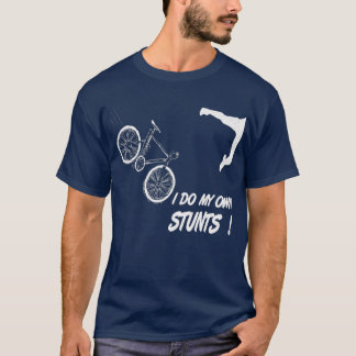 Cyclist bike, bicycle crash accident humour funny  T-Shirt