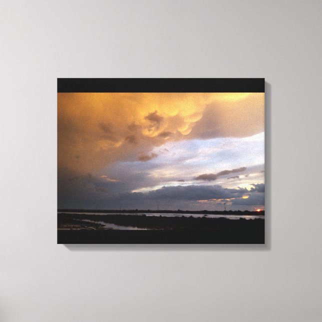 Cyprus cloudy sunset canvas print (Front)