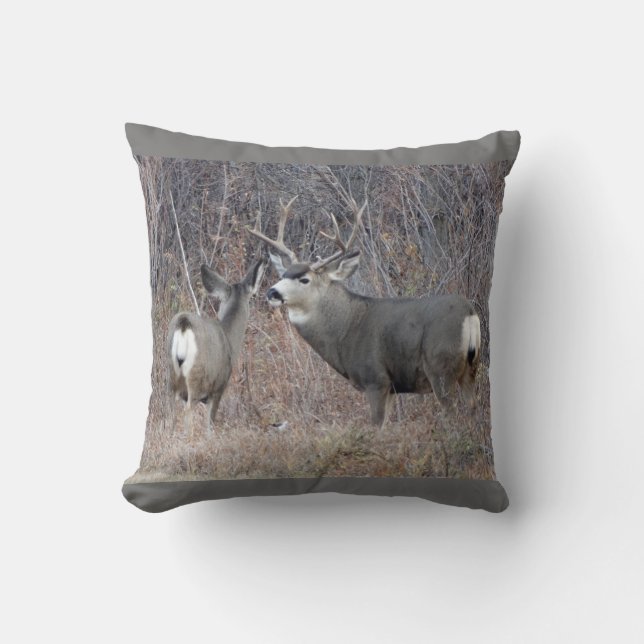 D29 Mule Deer Cushion (Front)