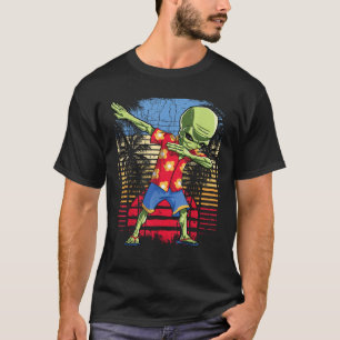 Dabbing Alien Hawaiian Funny UFO Hawaii Beach Surf T-Shirt