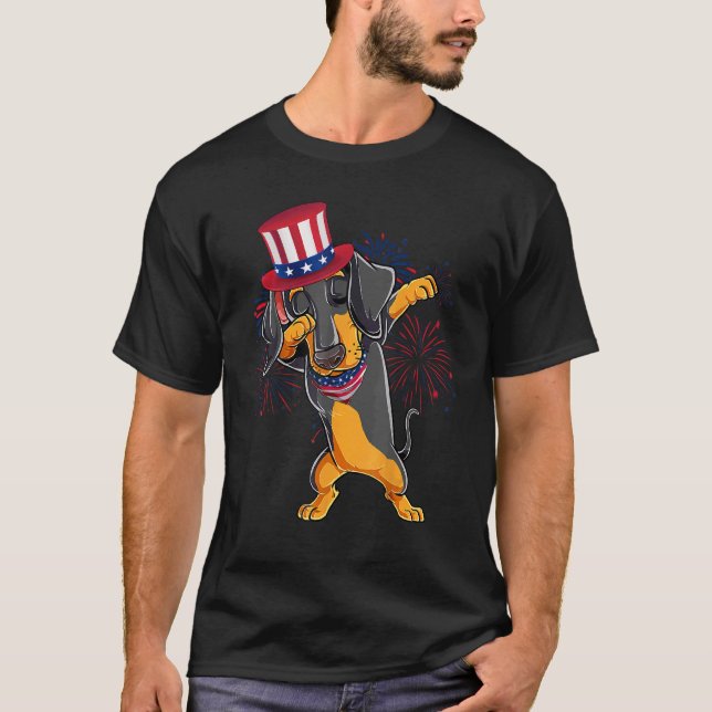 Dabbing Dachshund Dog & Uncle Sam Hat Usa Flag 4th T-Shirt (Front)