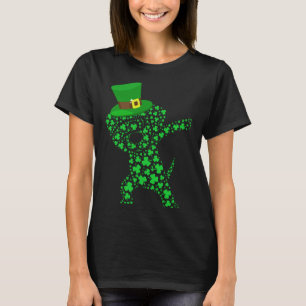 Dabbing Leprechaun Beagle Dog Shamrocks Saint Patr T-Shirt