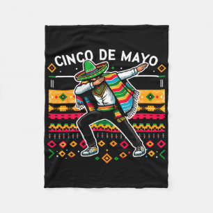 Dabbing Mexican Poncho Cinco De Mayo Fiesta 4 Fleece Blanket
