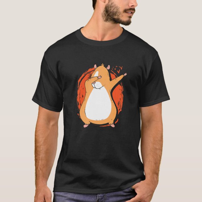 Dabbing Pig Graphic Guinea Pig Owner Pet Cavy Anim T-Shirt (Front)
