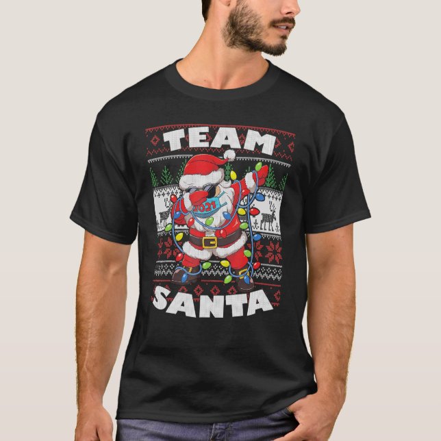 Dabbing Santa Quarantine Ugly Christmas Garland Te T-Shirt (Front)