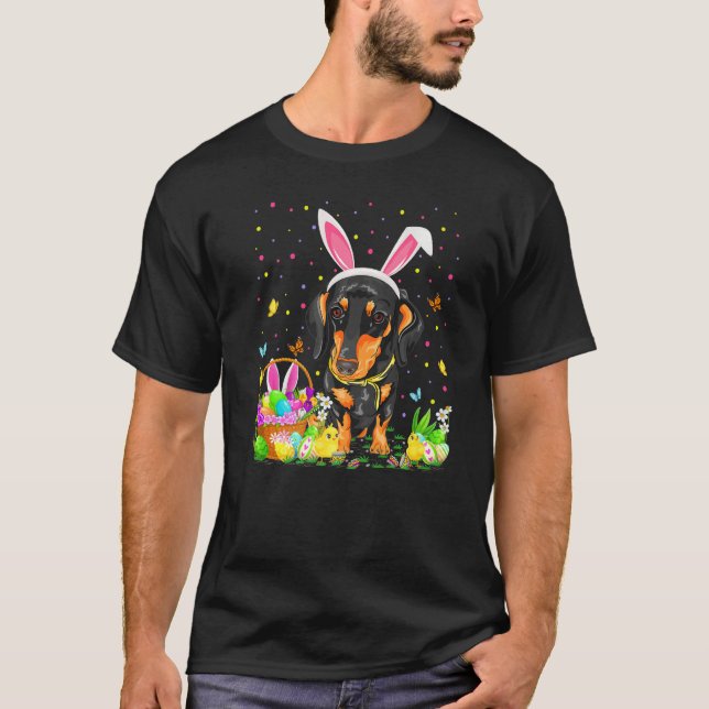 Dachshund Dog Easter Egg Hunting Dachshund Easter  T-Shirt (Front)