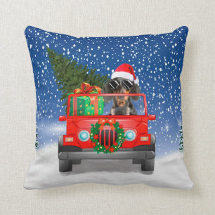 Dachshund dog with Christmas gifts Cushion