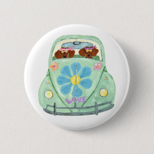 Dachshund Hippies In Their Flower Love Car 6 Cm Round Badge