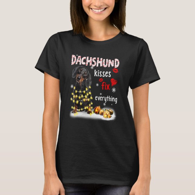 Dachshund Kisses Fix Everything Christmas Light Pa T-Shirt (Front)