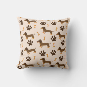 Dachshund Pattern: Vintage Print Design Cushion
