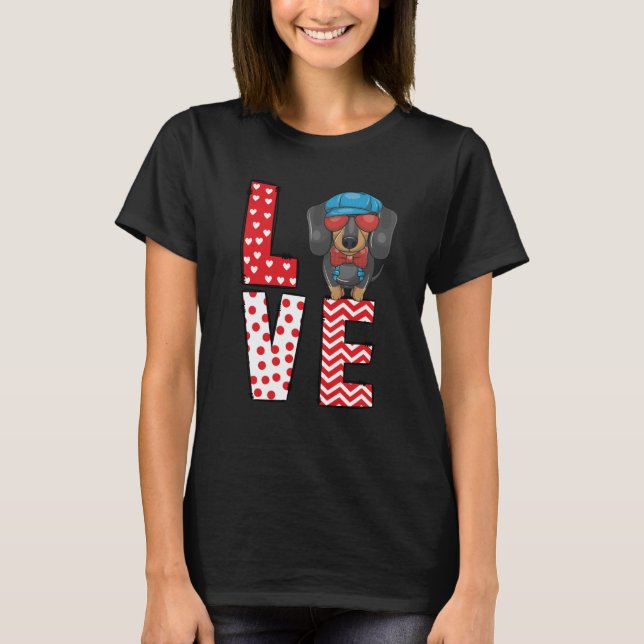 Dachshund Valentines Day Love Valentine Cute Heart T-Shirt (Front)