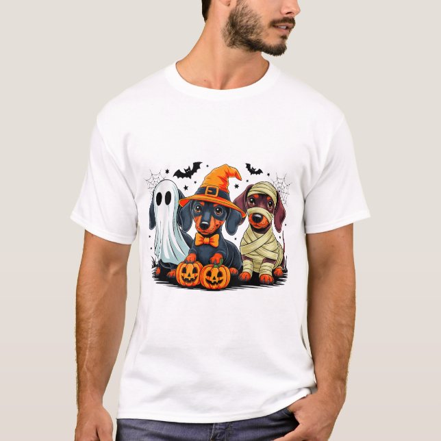  Dachshund Witch Scary Halloween Pumpkin Women Men T-Shirt (Front)