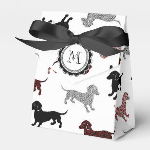 Dachshunds in Damask Cute Pattern Favour Box